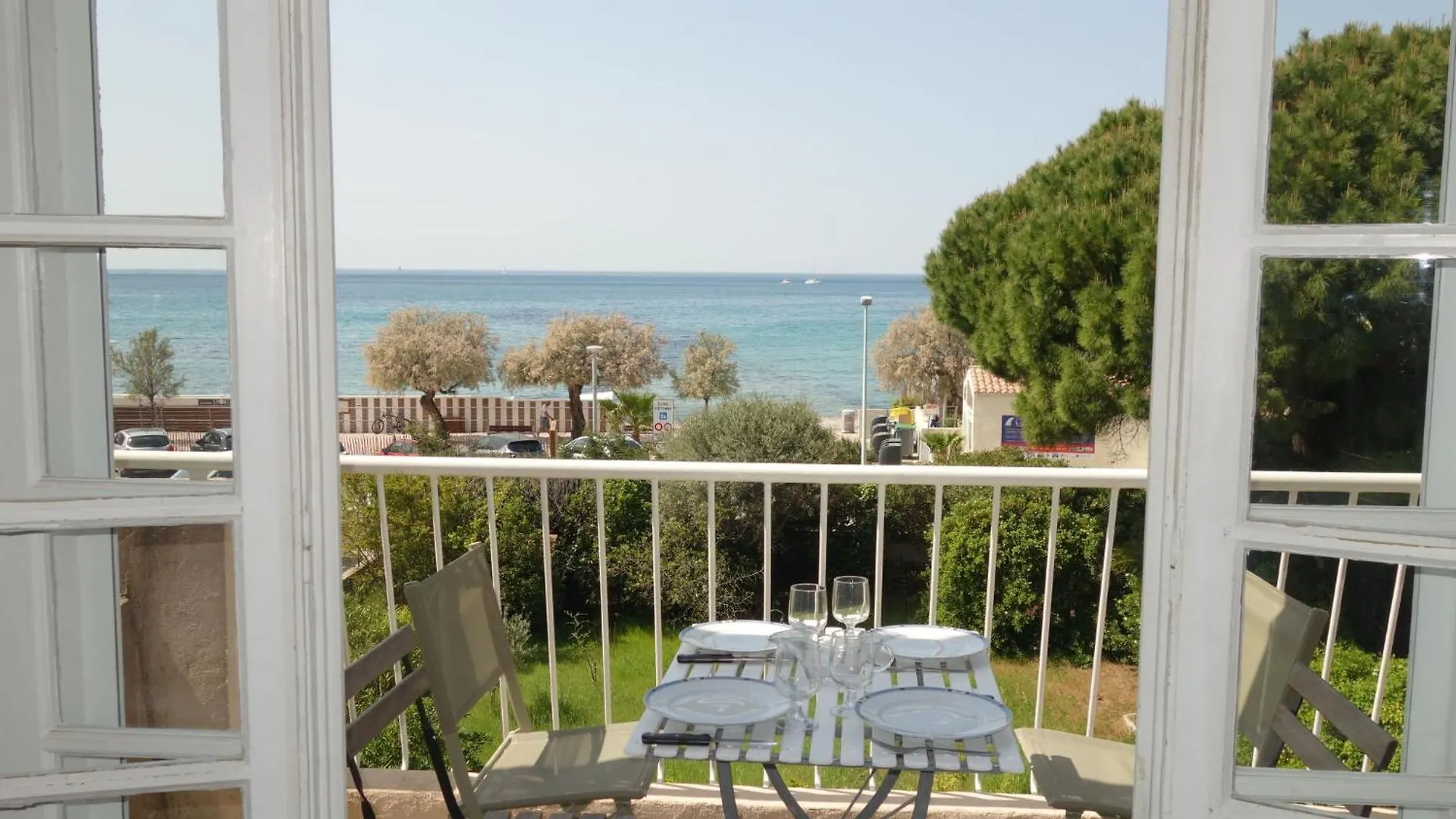 Apartment Les Trois A By Interhome Saint-Cyr-sur-Mer 0*,  Fransa