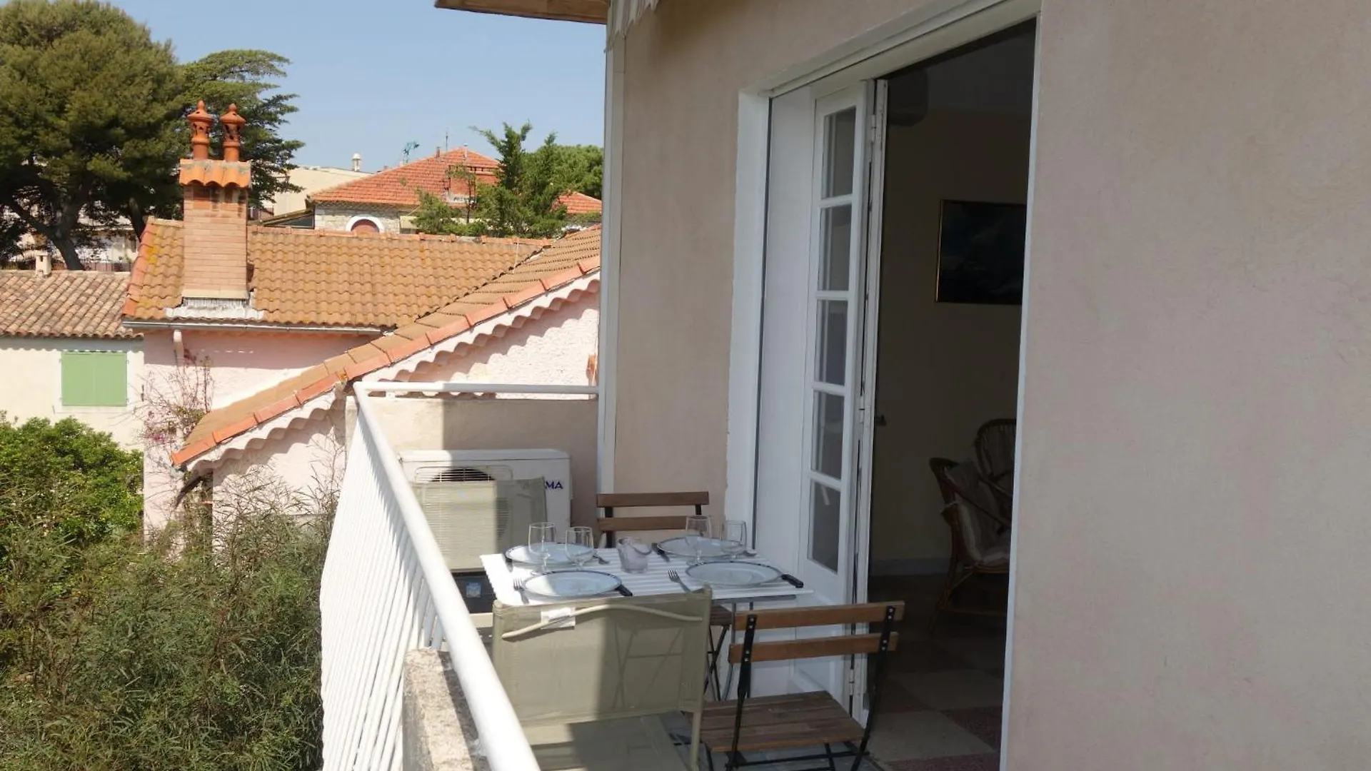Apartment Les Trois A By Interhome Saint-Cyr-sur-Mer France