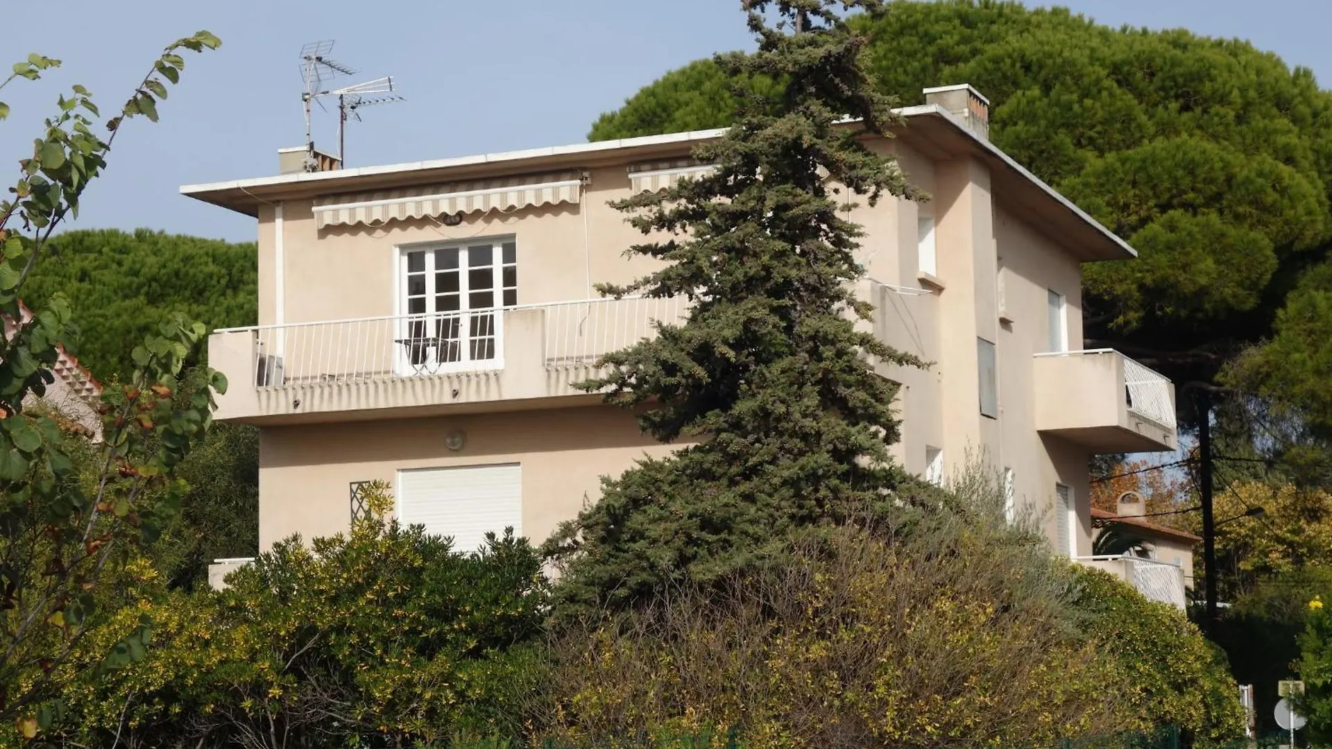 Apartment Les Trois A By Interhome Saint-Cyr-sur-Mer 0*,  France