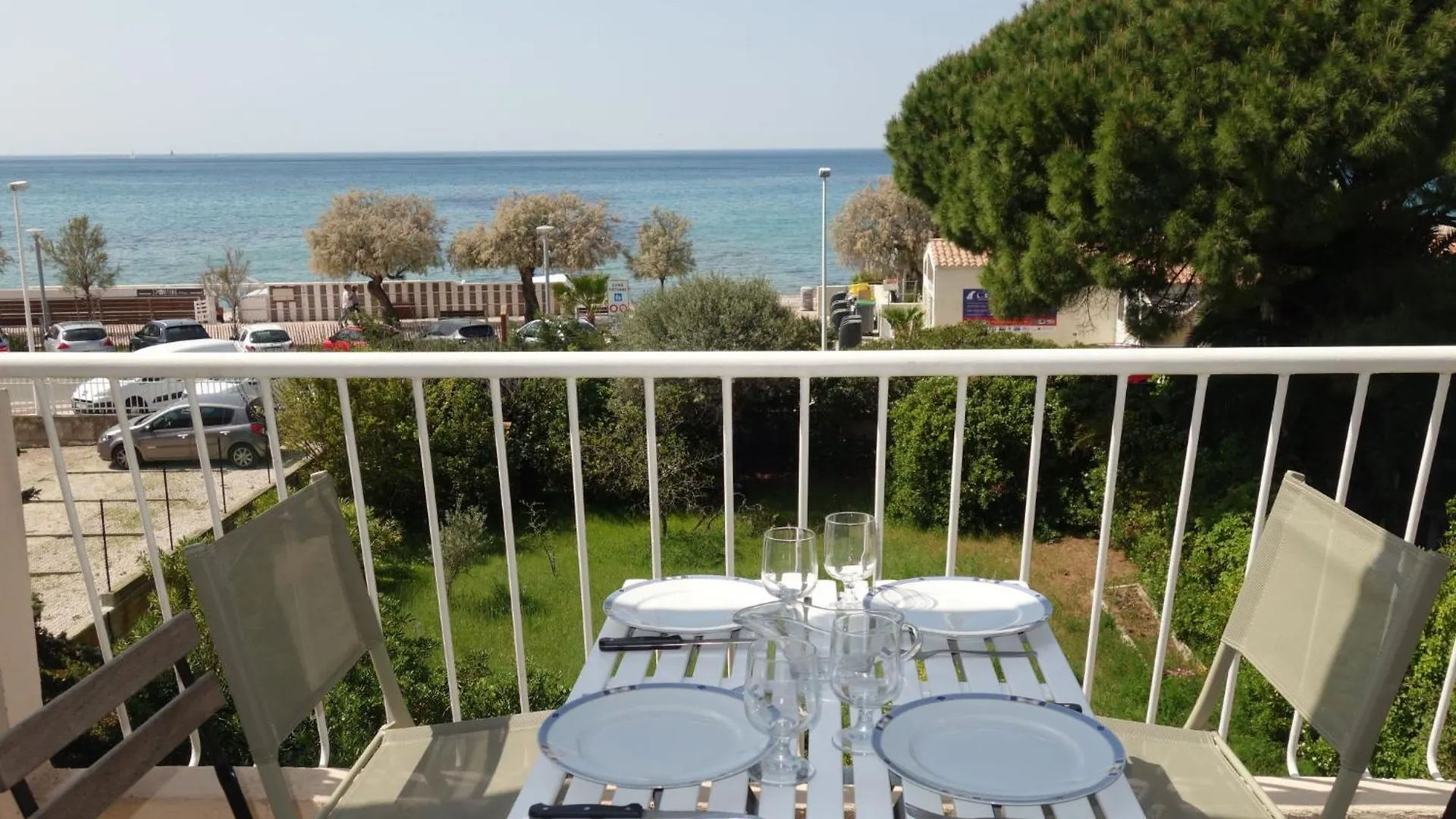 Apartment Les Trois A By Interhome Saint-Cyr-sur-Mer